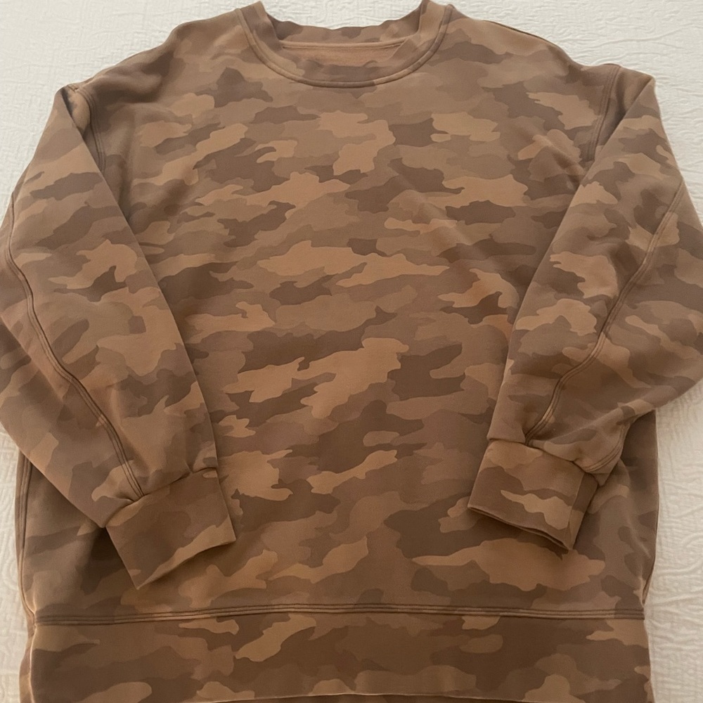 Lululemon crewneck sweatshirt. Brown camo.
